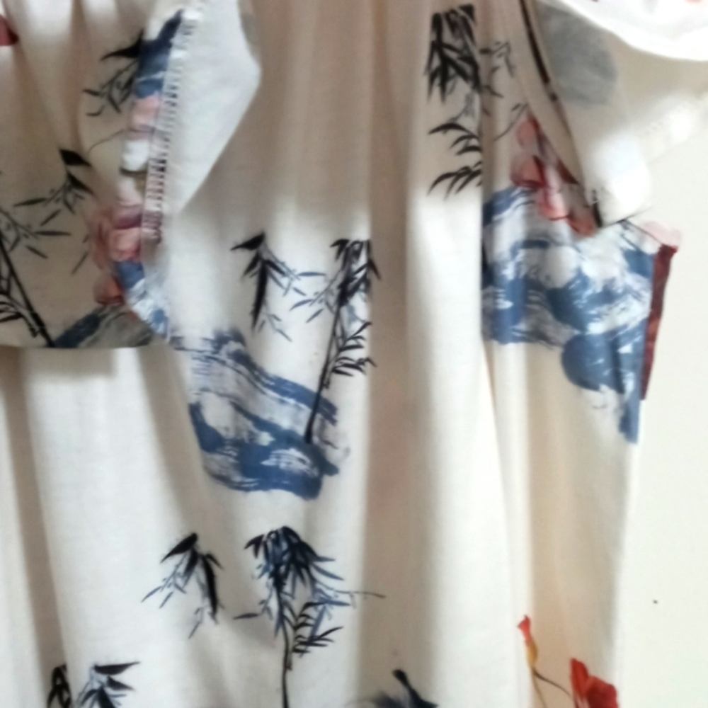 Floral White Ruffle off the shoulder  top XL - Picture 4 of 9